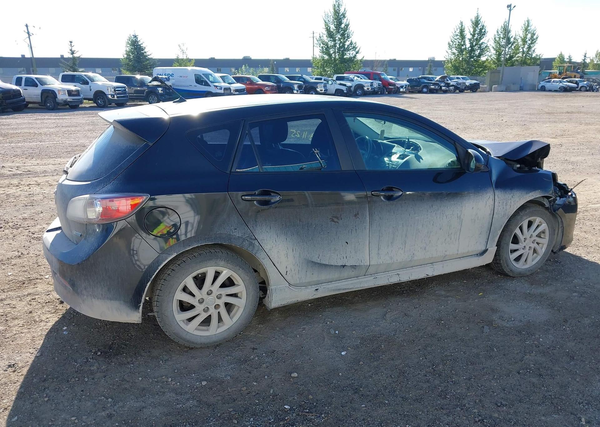 2012 MAZDA 3 I