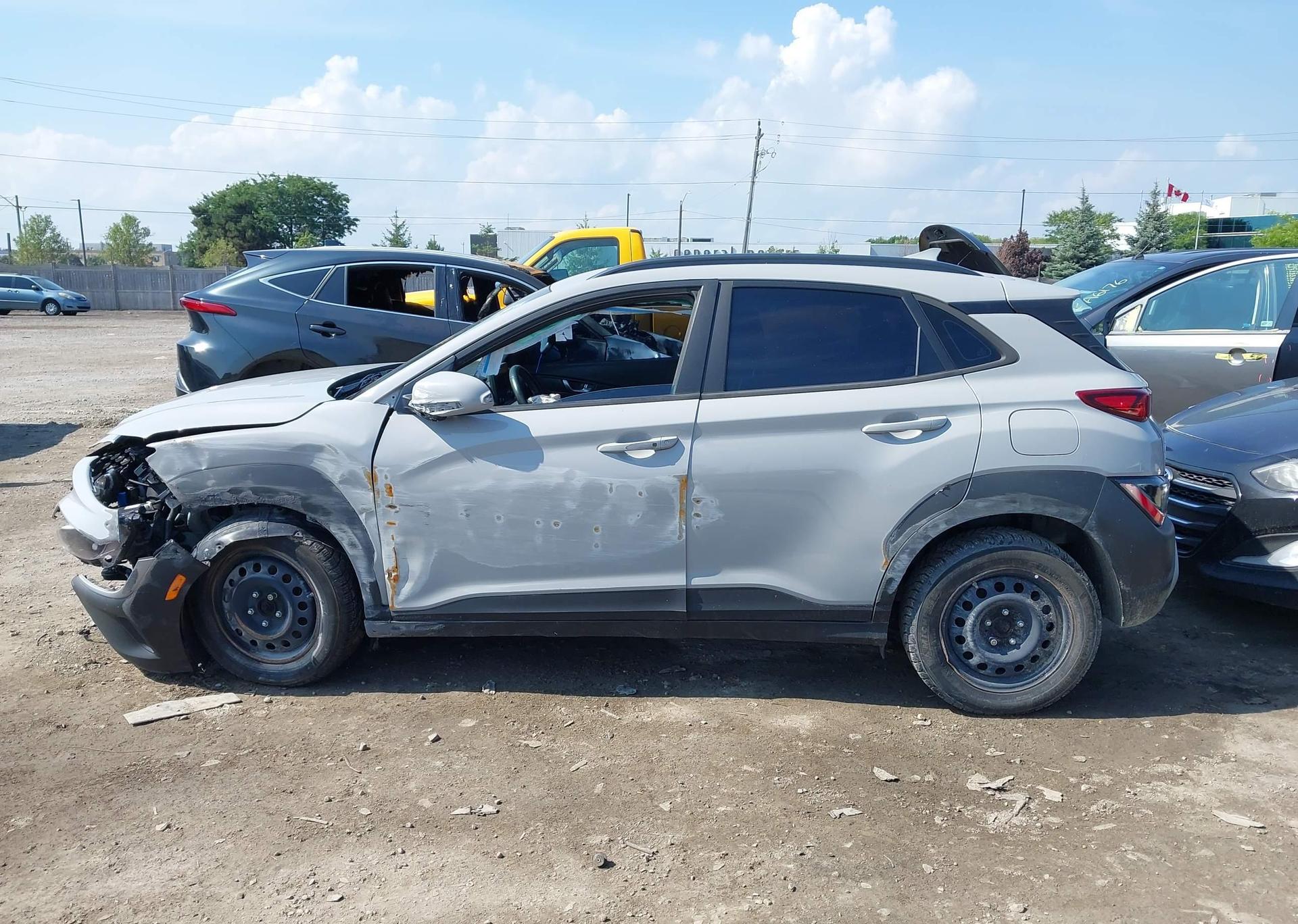 2022 HYUNDAI KONA PREFERRED AWD WITH SUN AND LEATHER PACKAGE