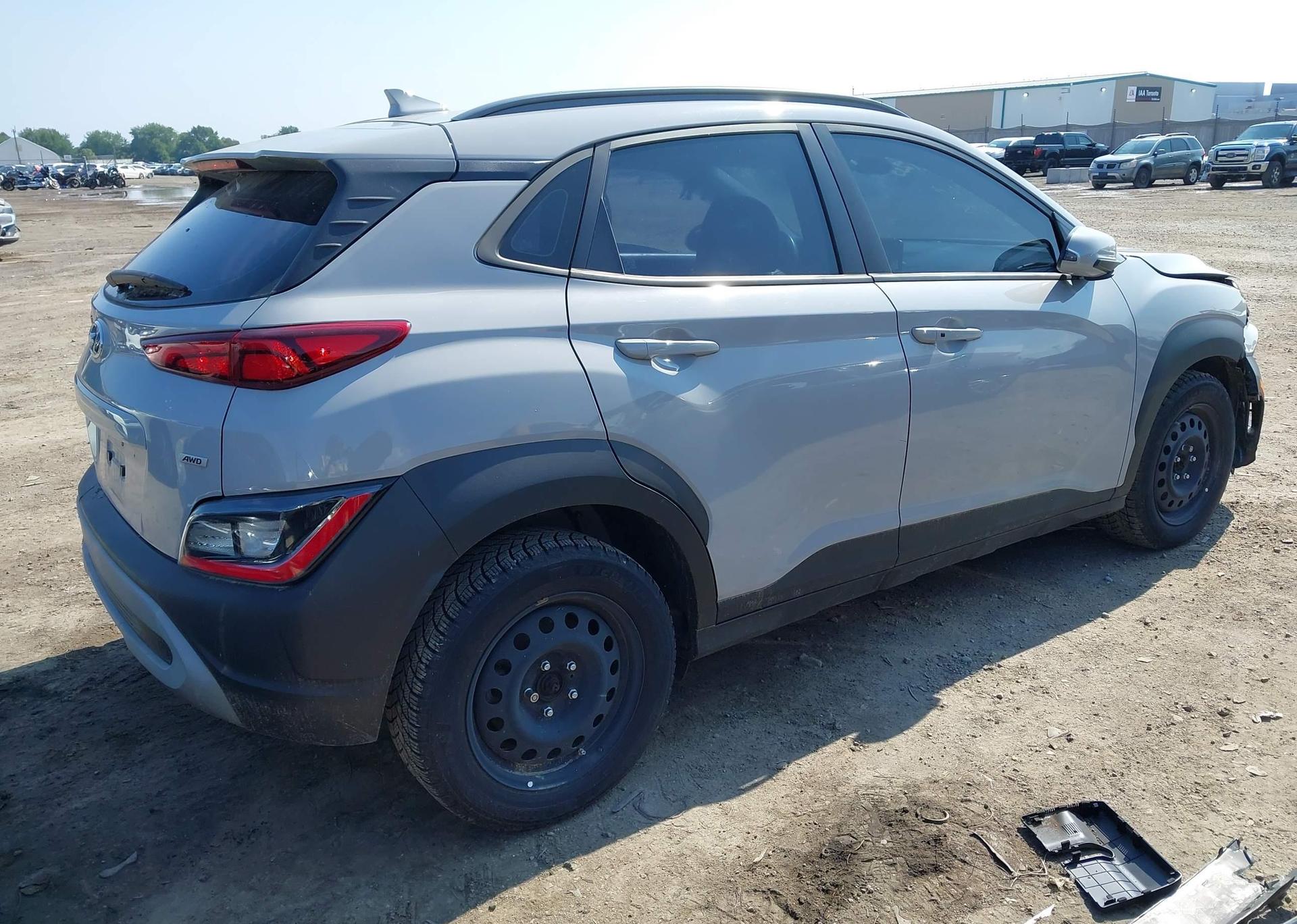 2022 HYUNDAI KONA PREFERRED AWD WITH SUN AND LEATHER PACKAGE