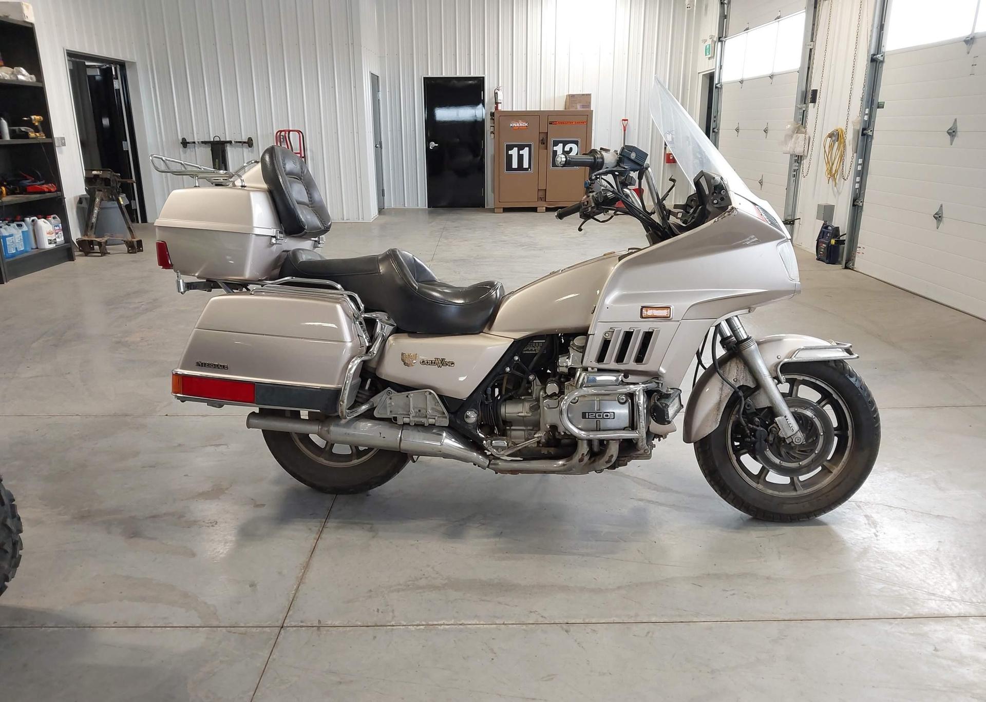 1987 HONDA GL1200 I