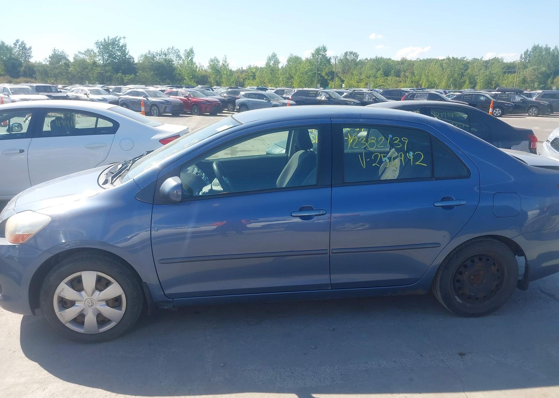 2008 TOYOTA YARIS