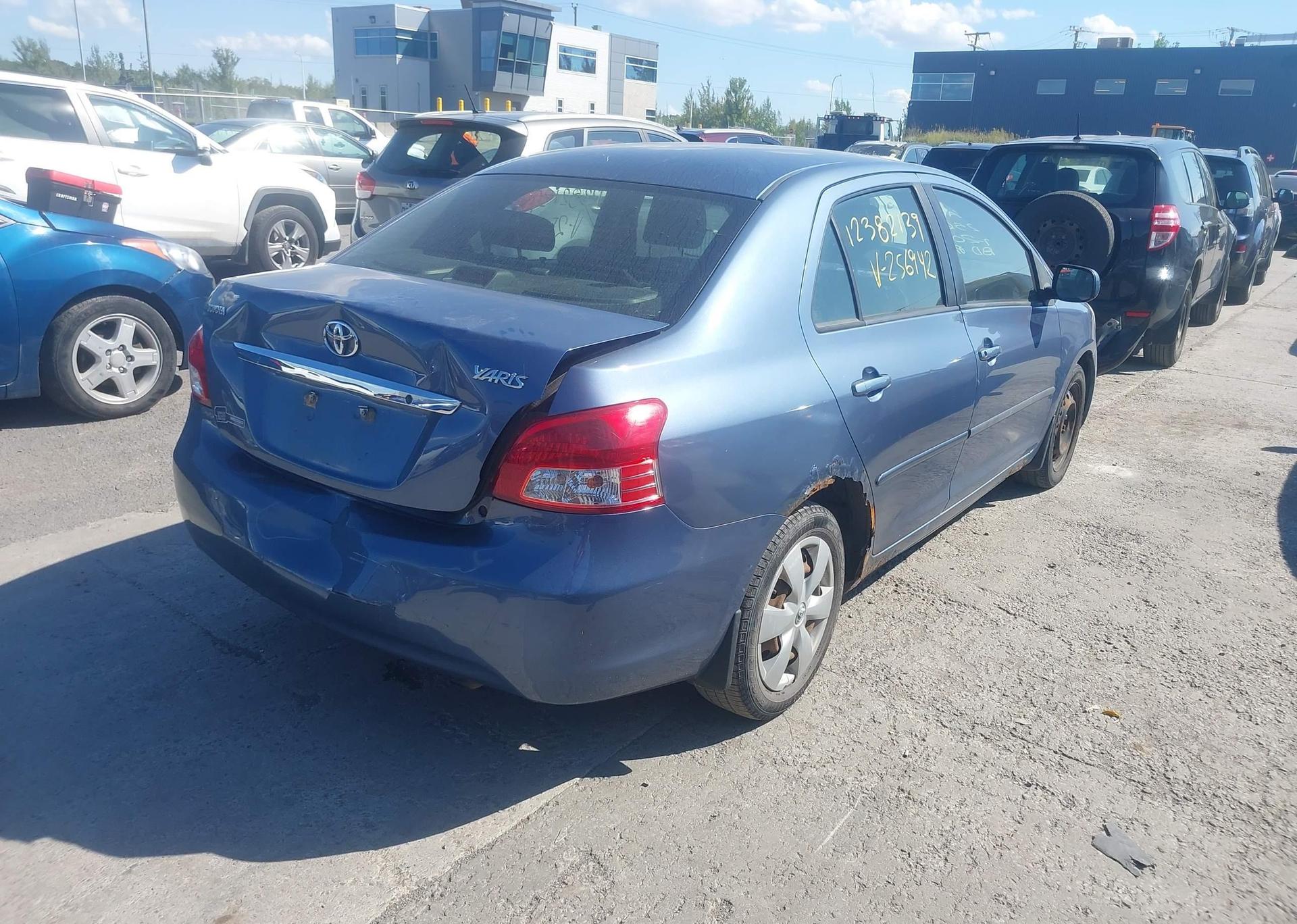 2008 TOYOTA YARIS