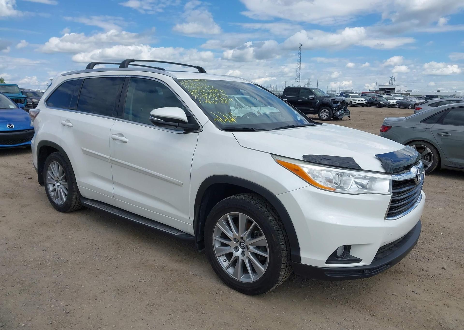 2016 TOYOTA highlander xle