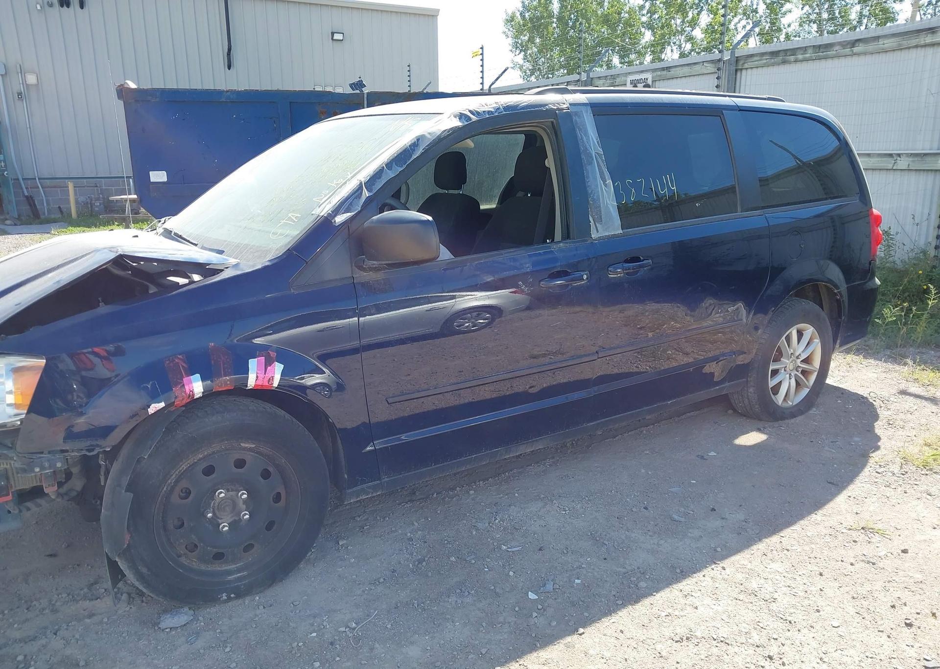 2015 DODGE GRAND CARAVAN SE