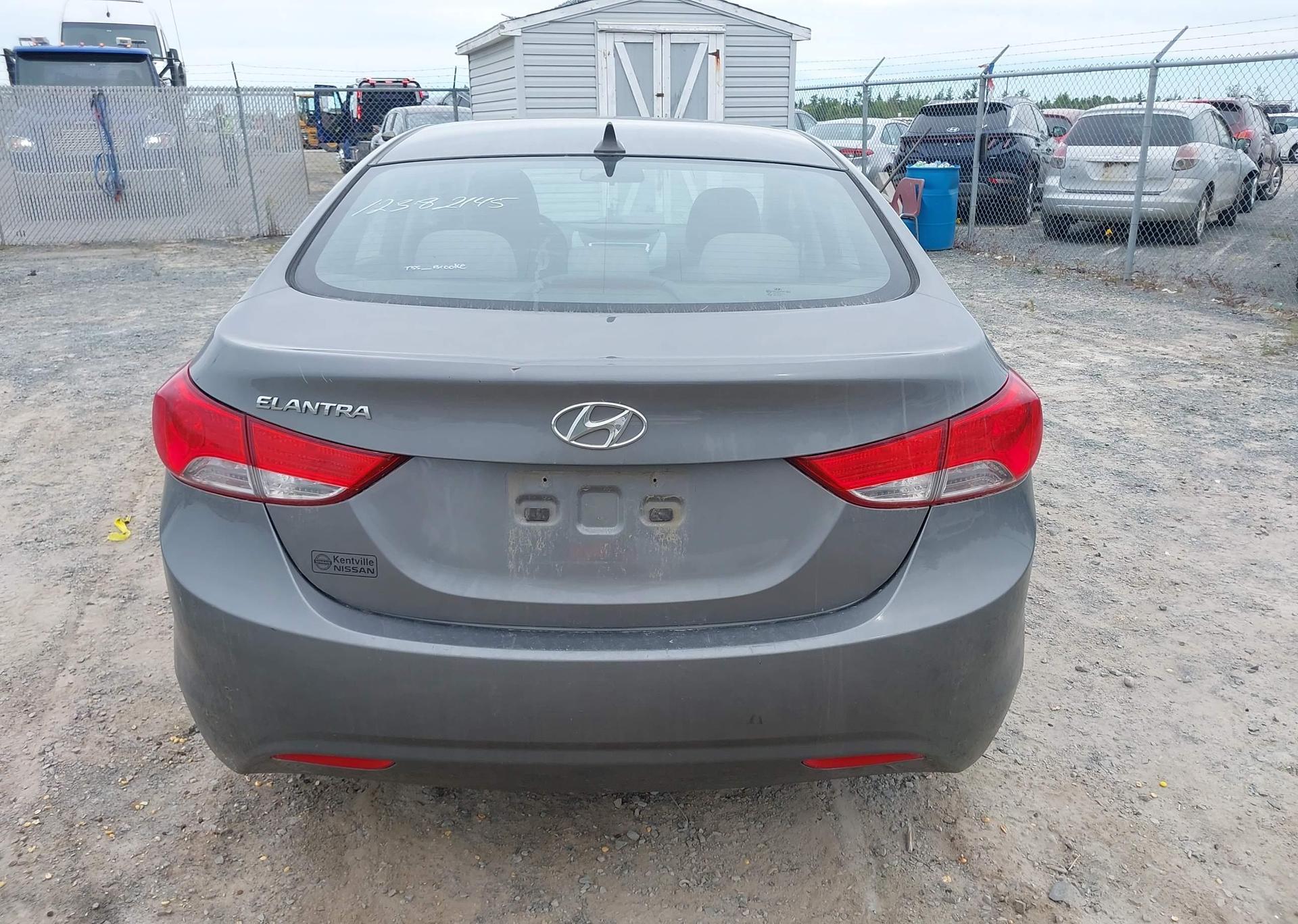 2012 HYUNDAI ELANTRA GLS