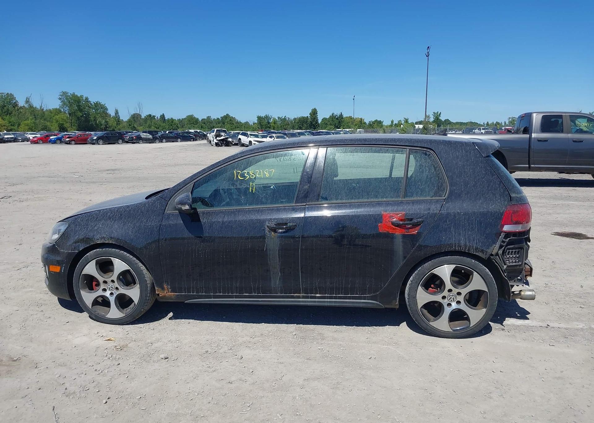 2011 VOLKSWAGEN GOLF GTI 5-DOOR