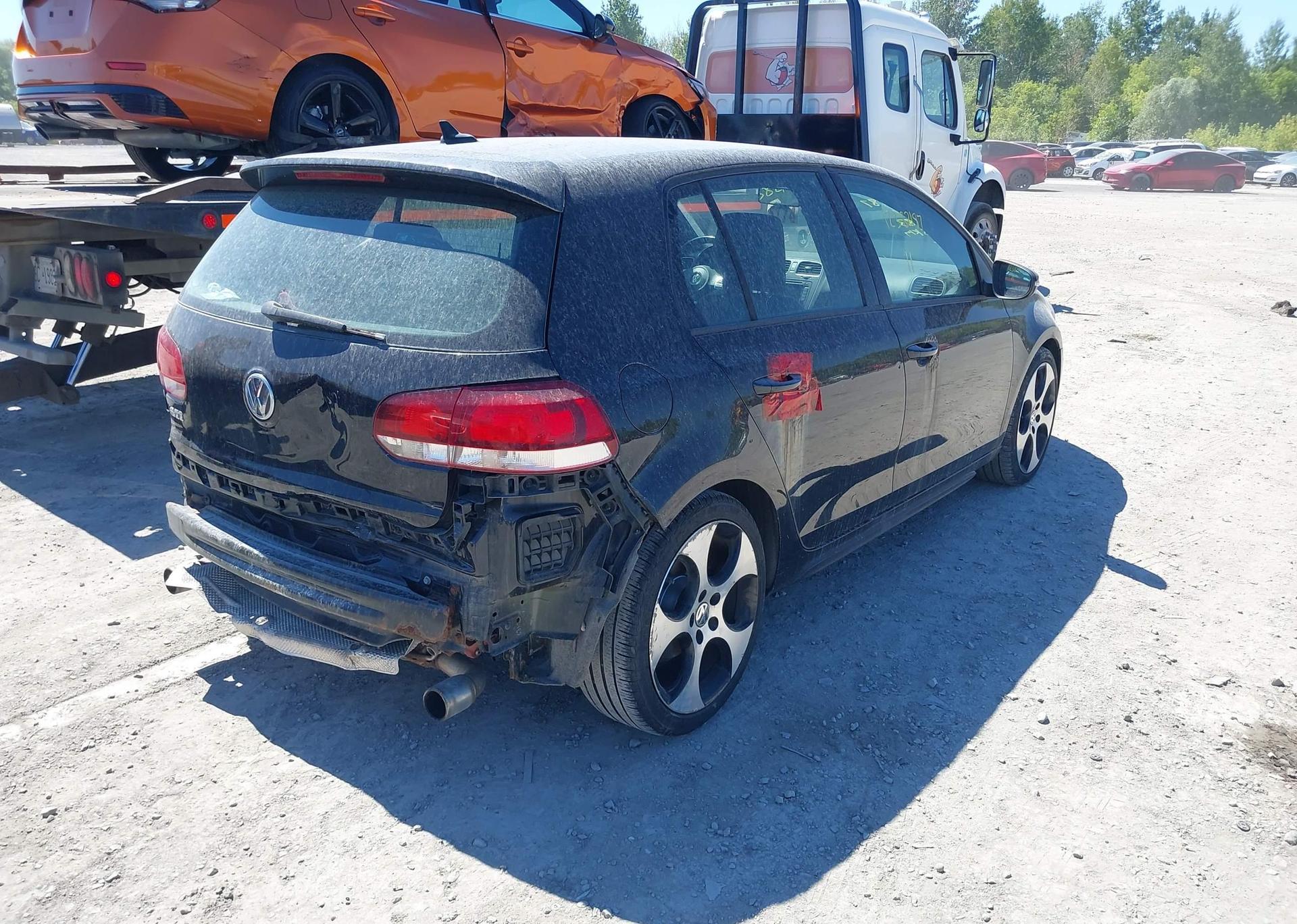 2011 VOLKSWAGEN GOLF GTI 5-DOOR
