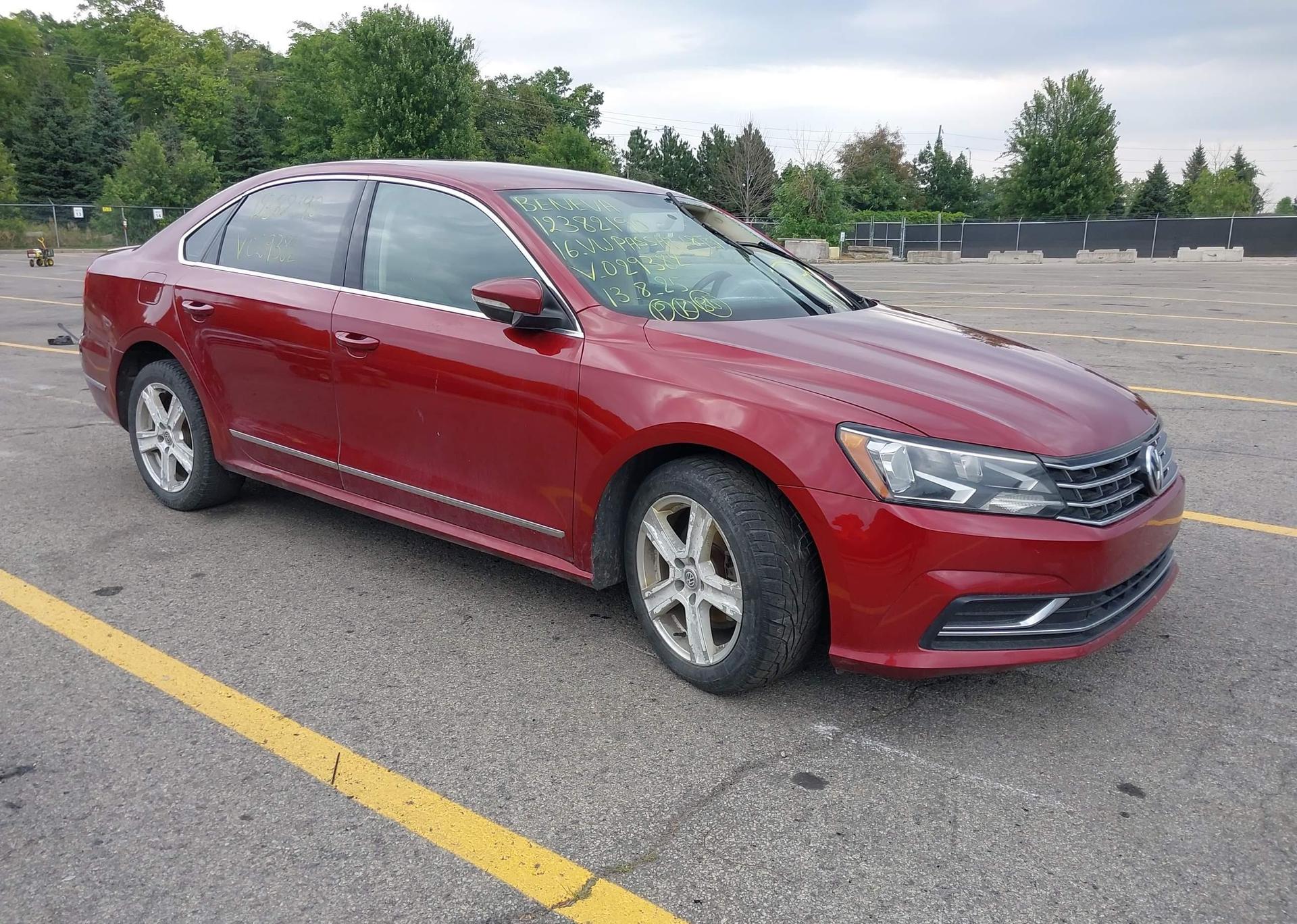 2016 VOLKSWAGEN PASSAT 1.8 TSI TRENDLINE