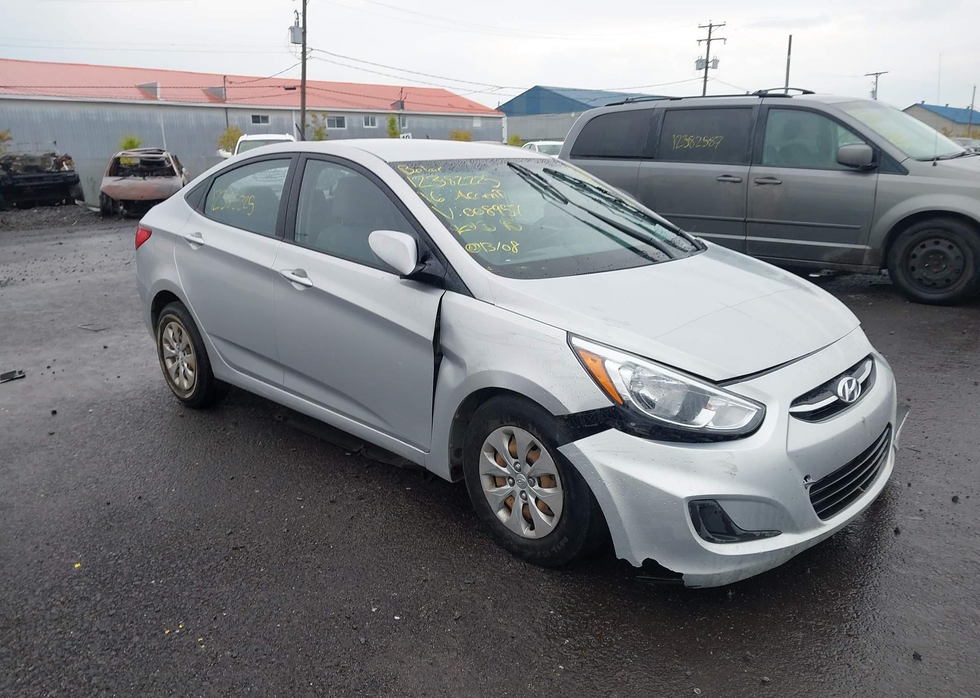 2016 HYUNDAI ACCENT SE