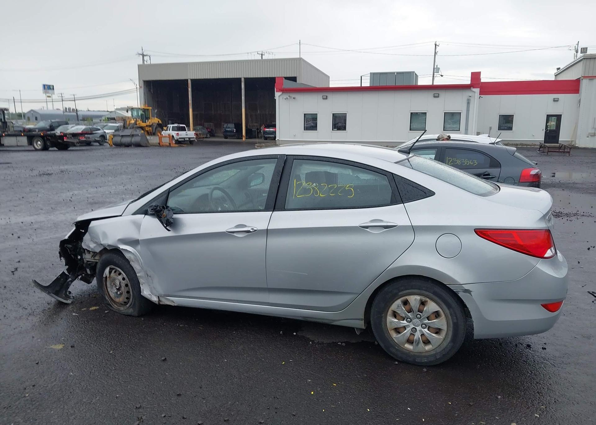 2016 HYUNDAI ACCENT SE