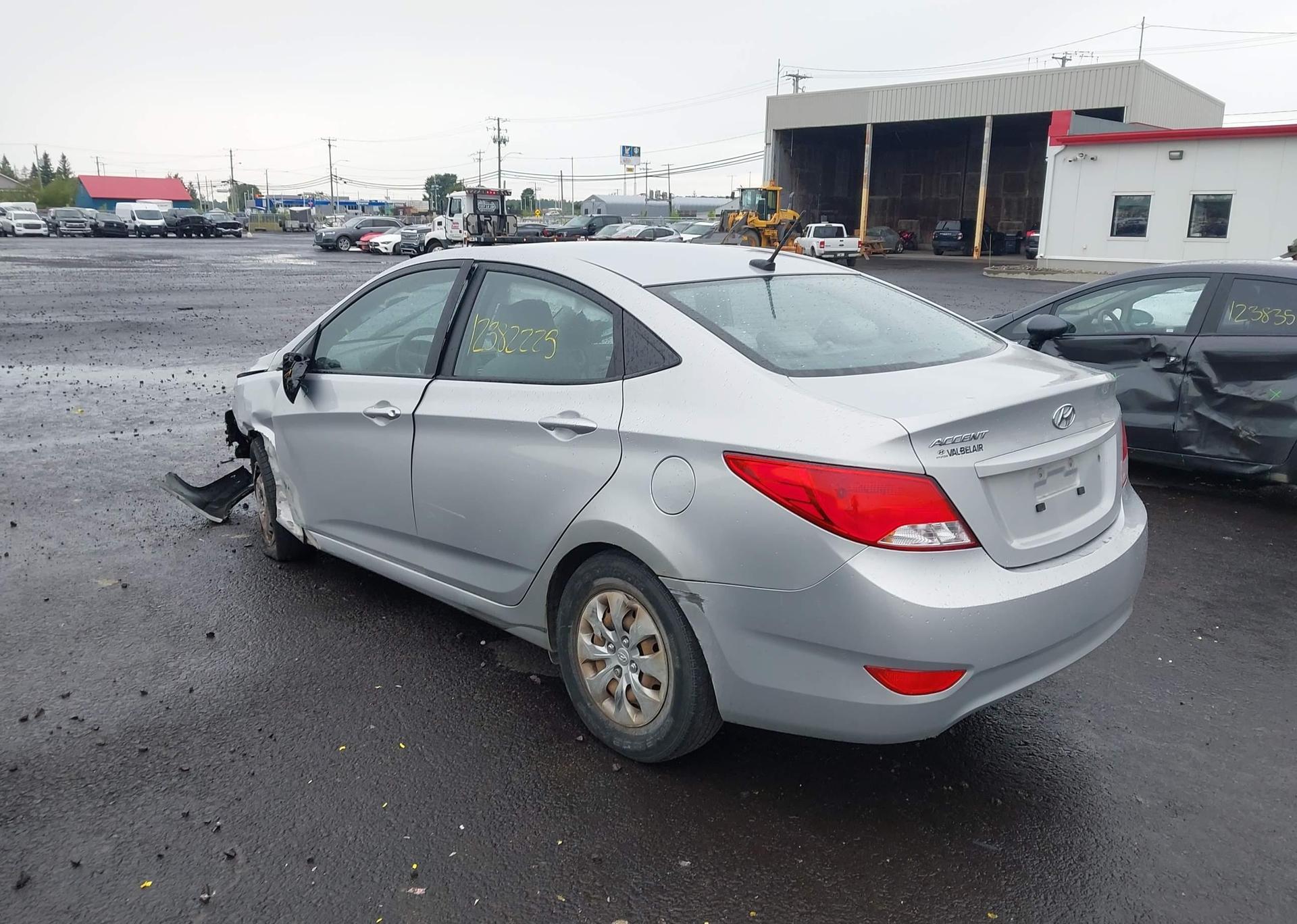 2016 HYUNDAI ACCENT SE