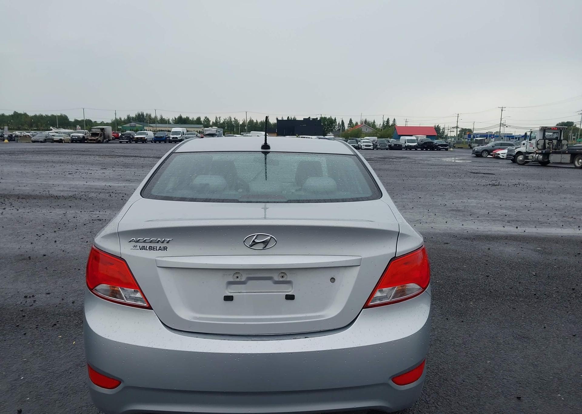 2016 HYUNDAI ACCENT SE