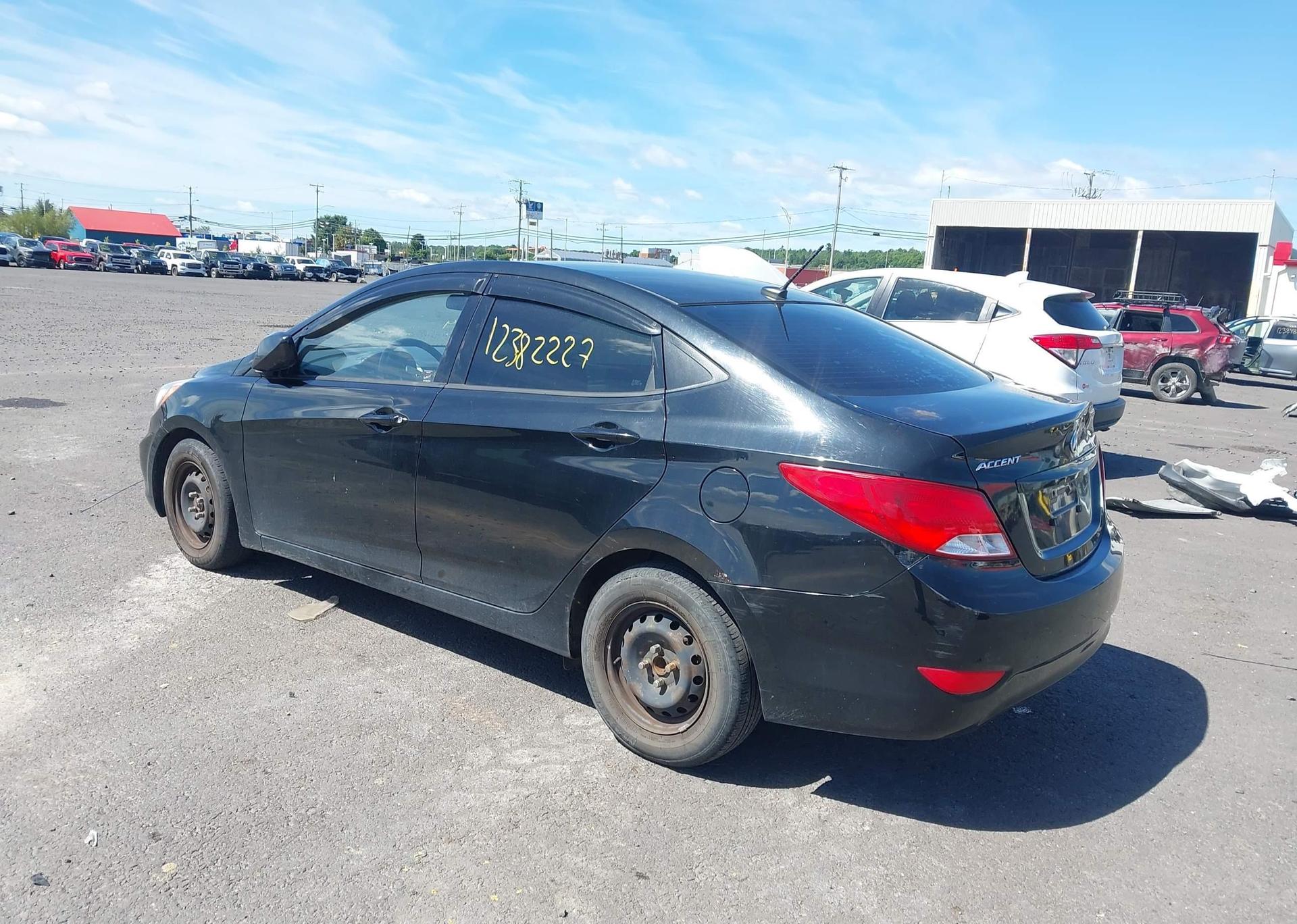 2015 HYUNDAI ACCENT GLS