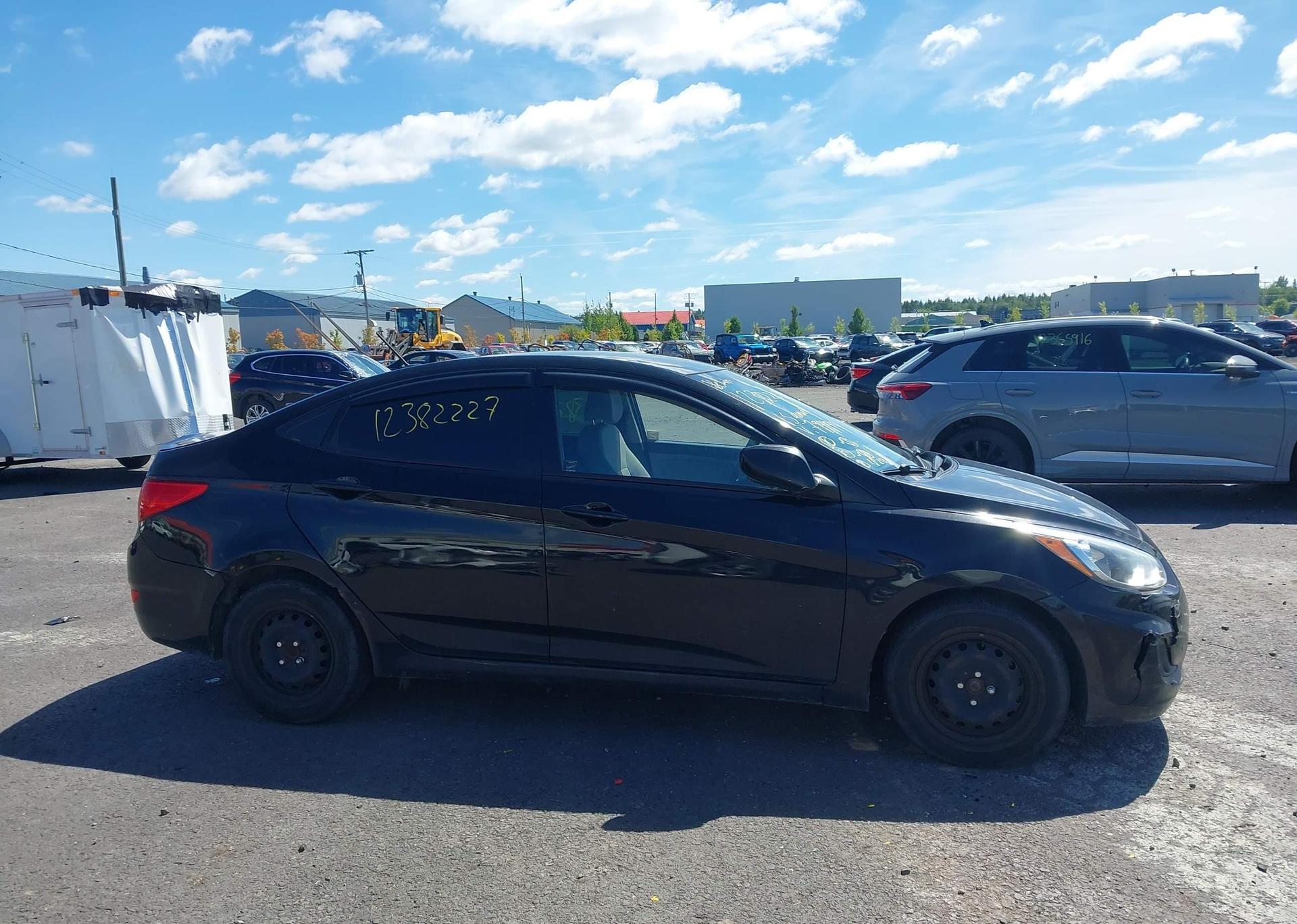 2015 HYUNDAI ACCENT GLS