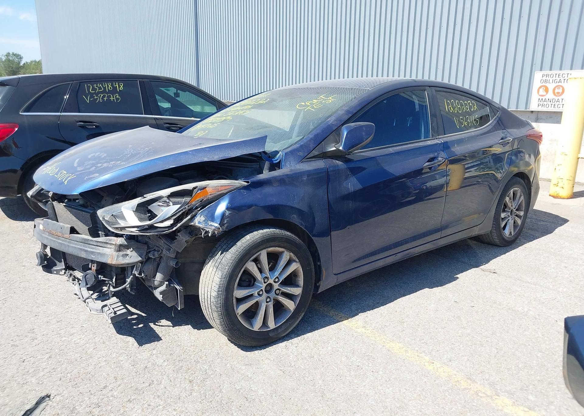 2015 HYUNDAI ELANTRA SE