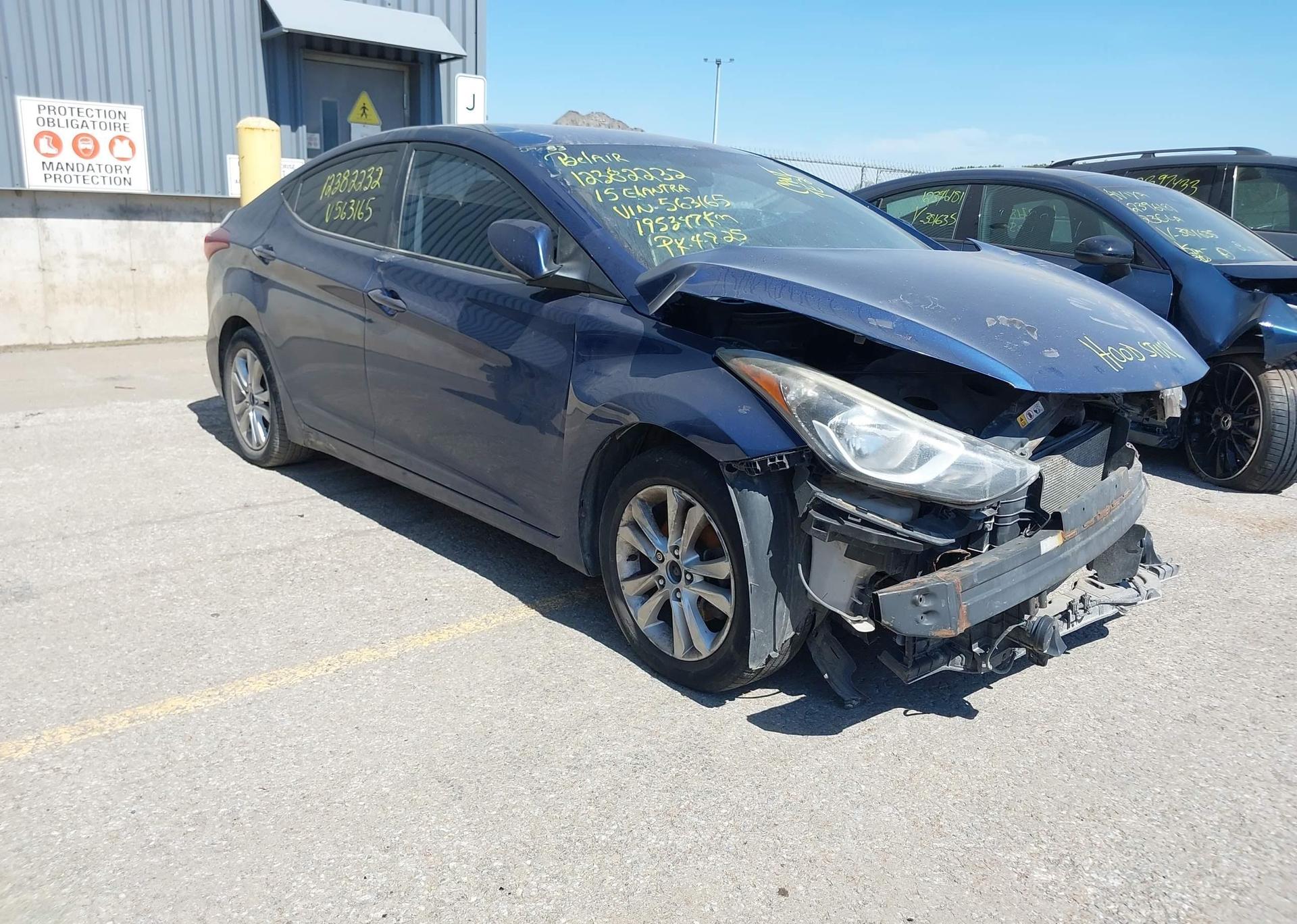 2015 HYUNDAI ELANTRA SE
