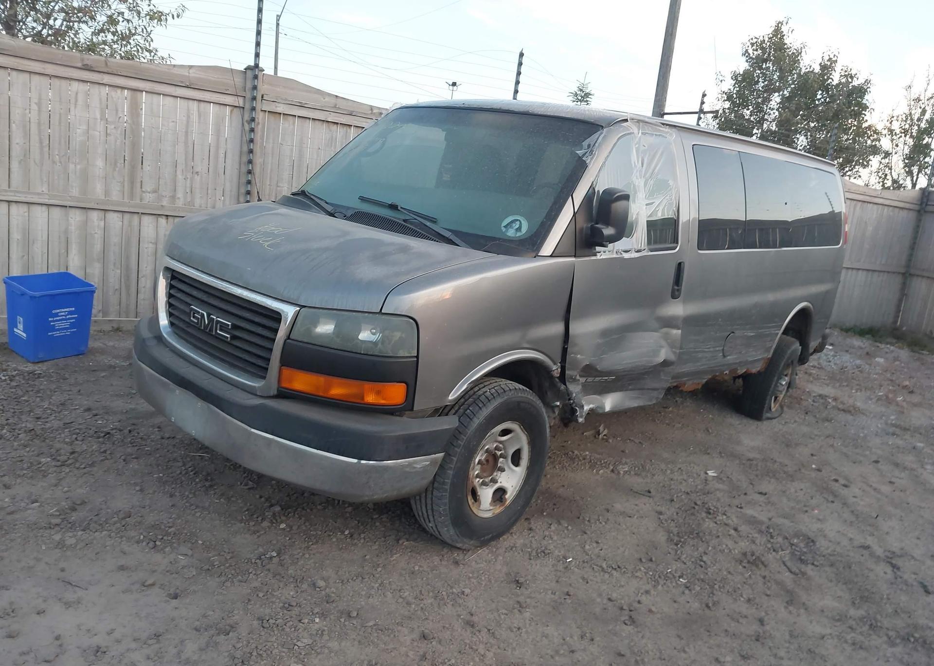 2006 GMC SAVANA G2500