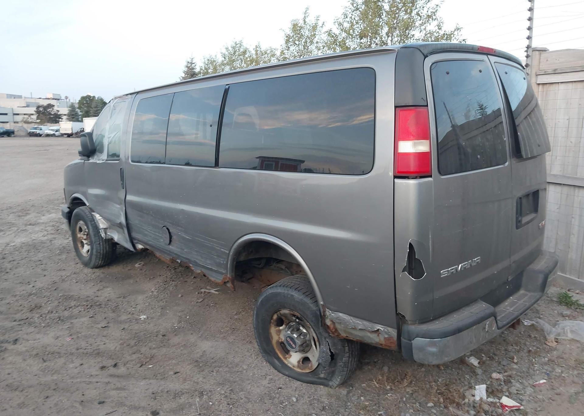 2006 GMC SAVANA G2500