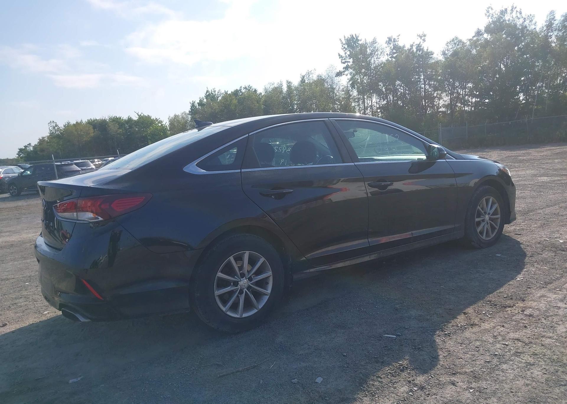 2019 HYUNDAI SONATA SE