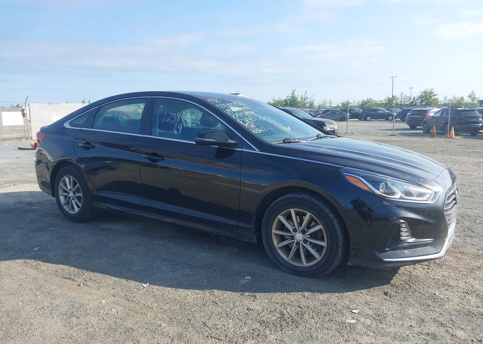 2019 HYUNDAI SONATA SE