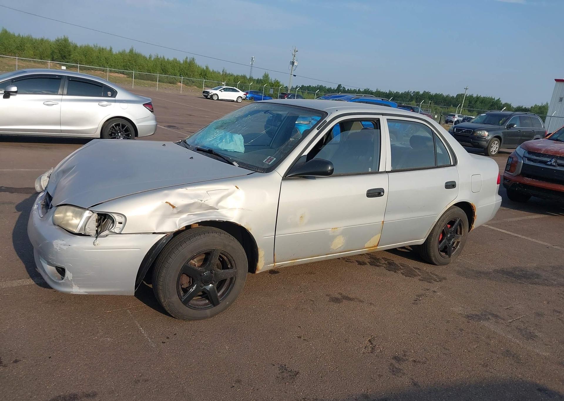2001 TOYOTA COROLLA CE