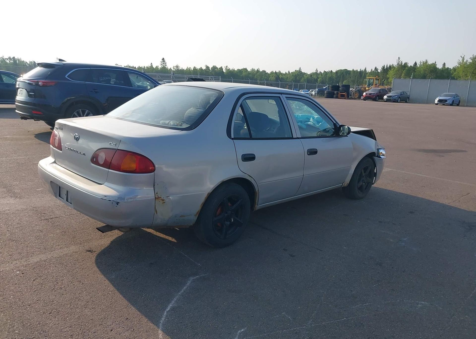 2001 TOYOTA COROLLA CE