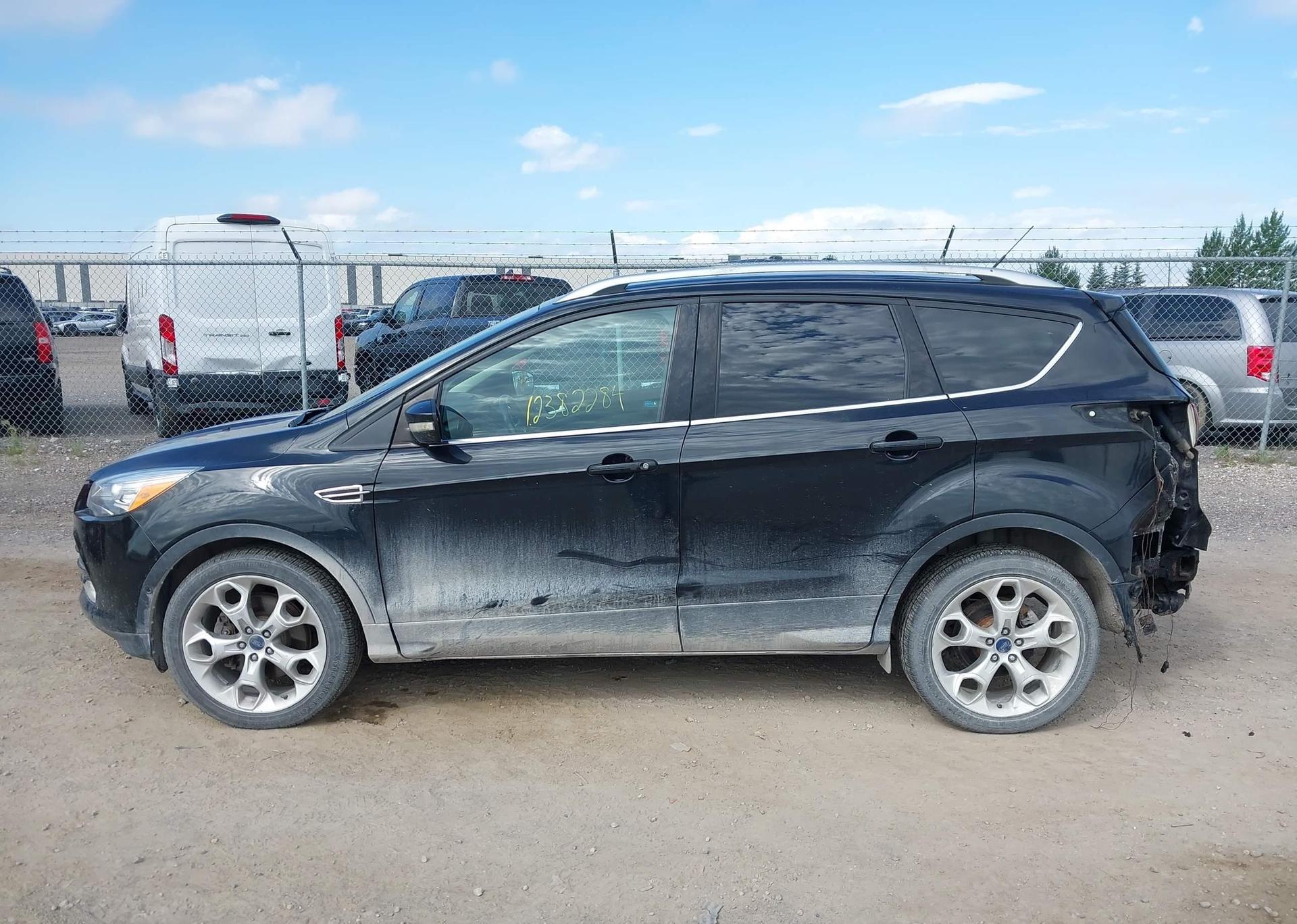 2015 FORD ESCAPE TITANIUM