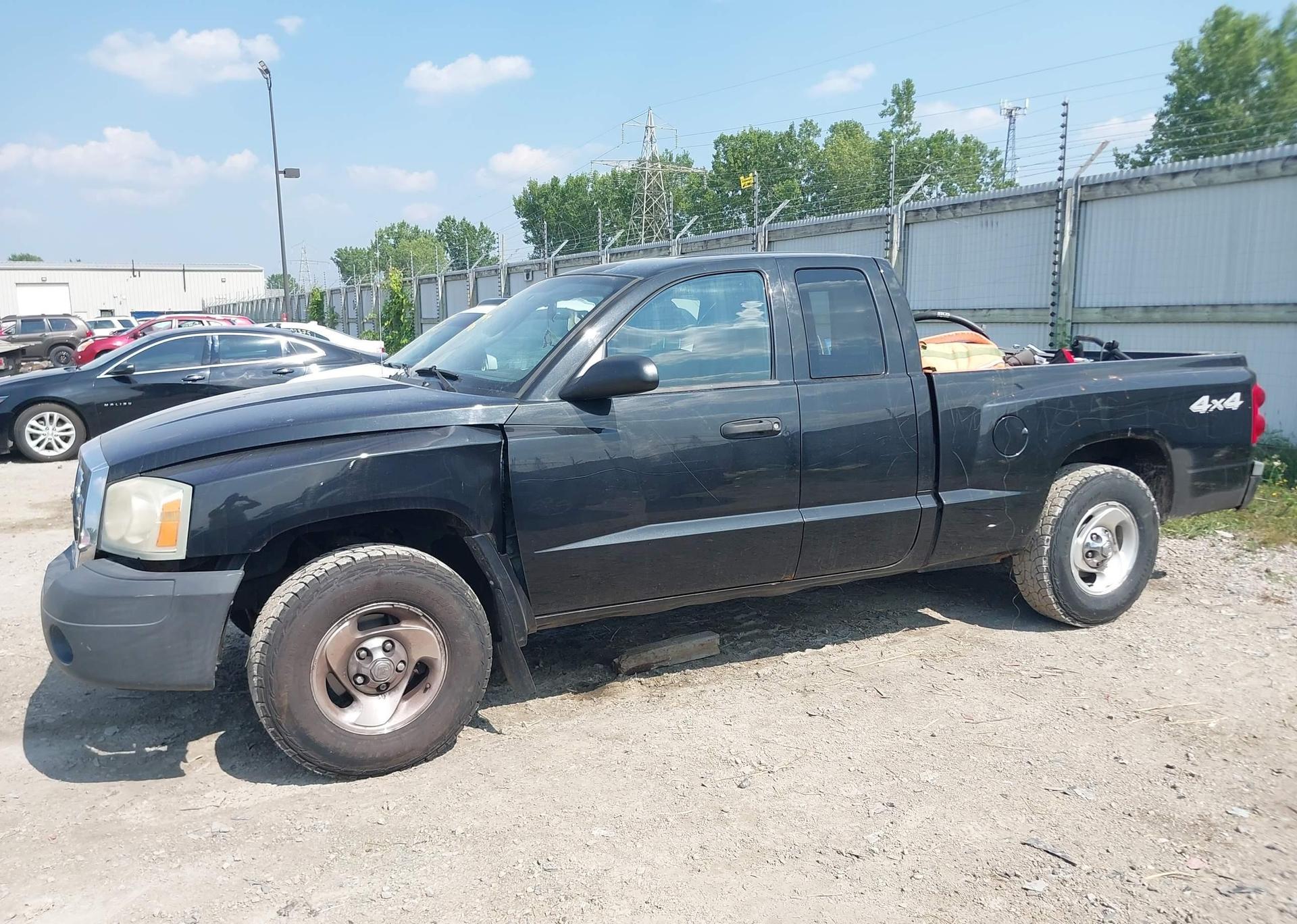 2007 DODGE DAKOTA ST