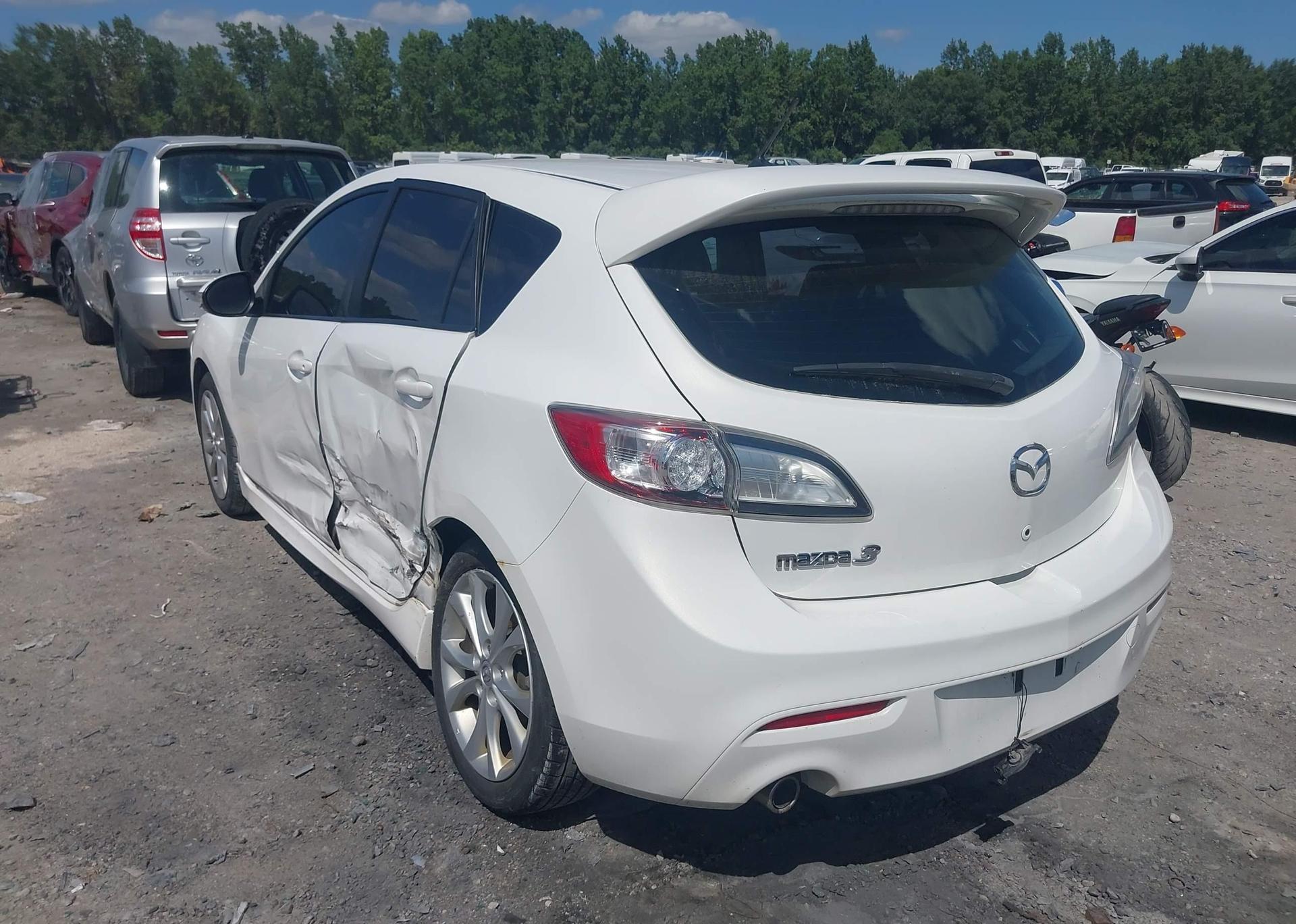 2010 MAZDA 3 S