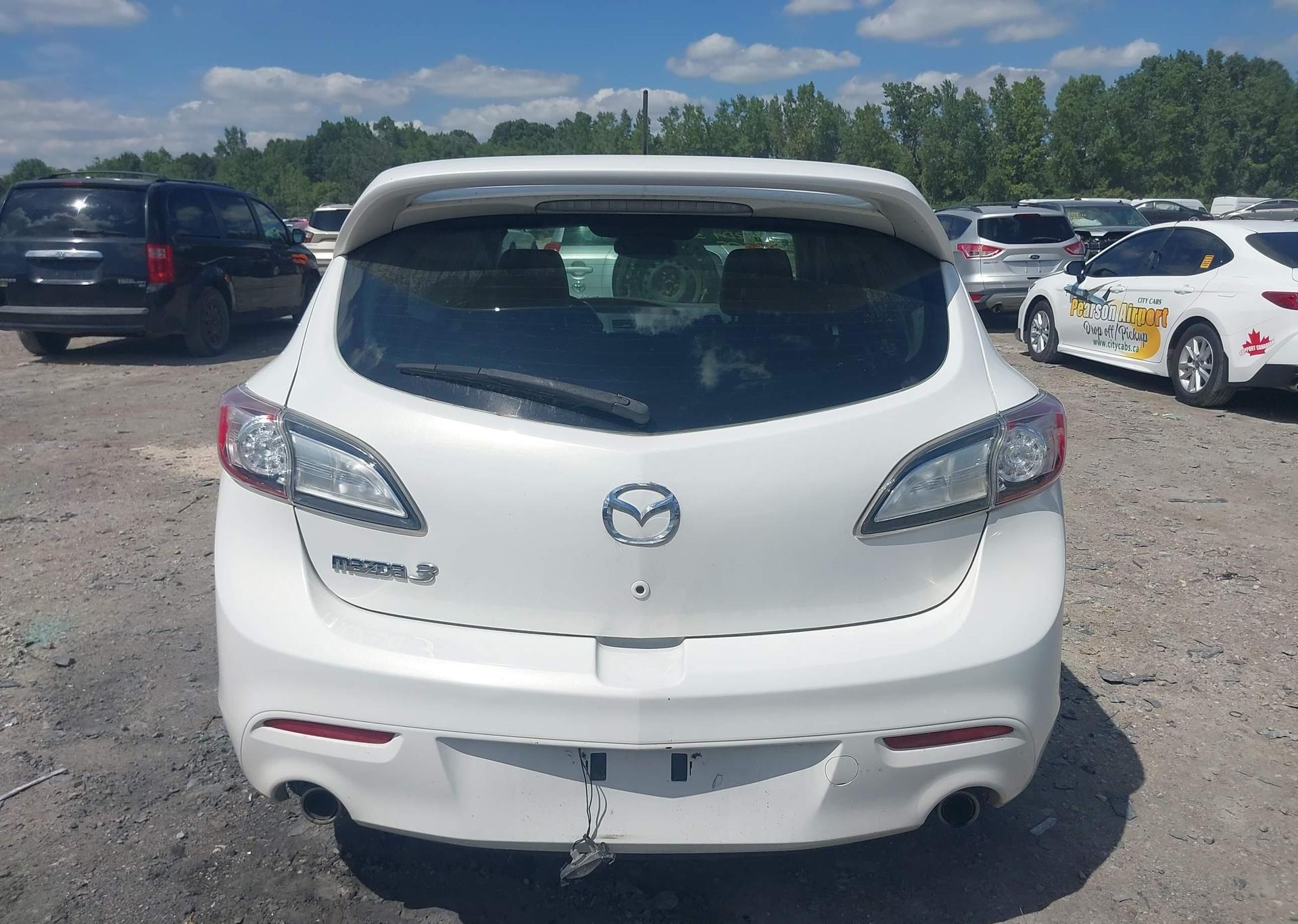 2010 MAZDA 3 S