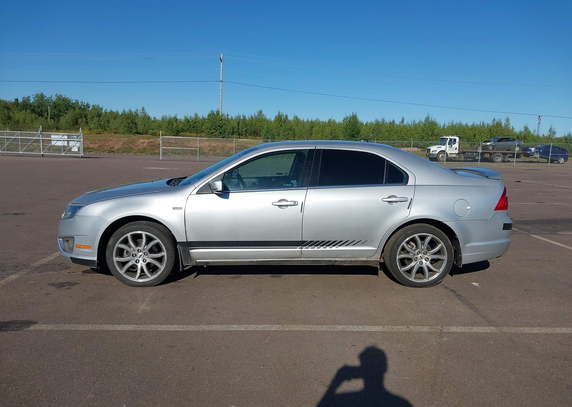 2011 FORD FUSION SE
