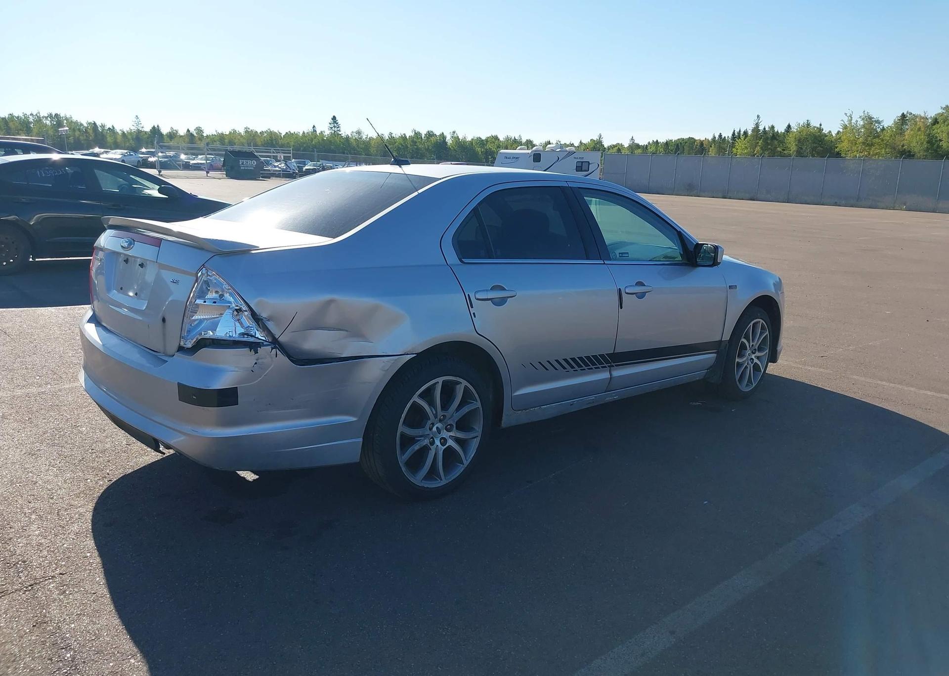 2011 FORD FUSION SE