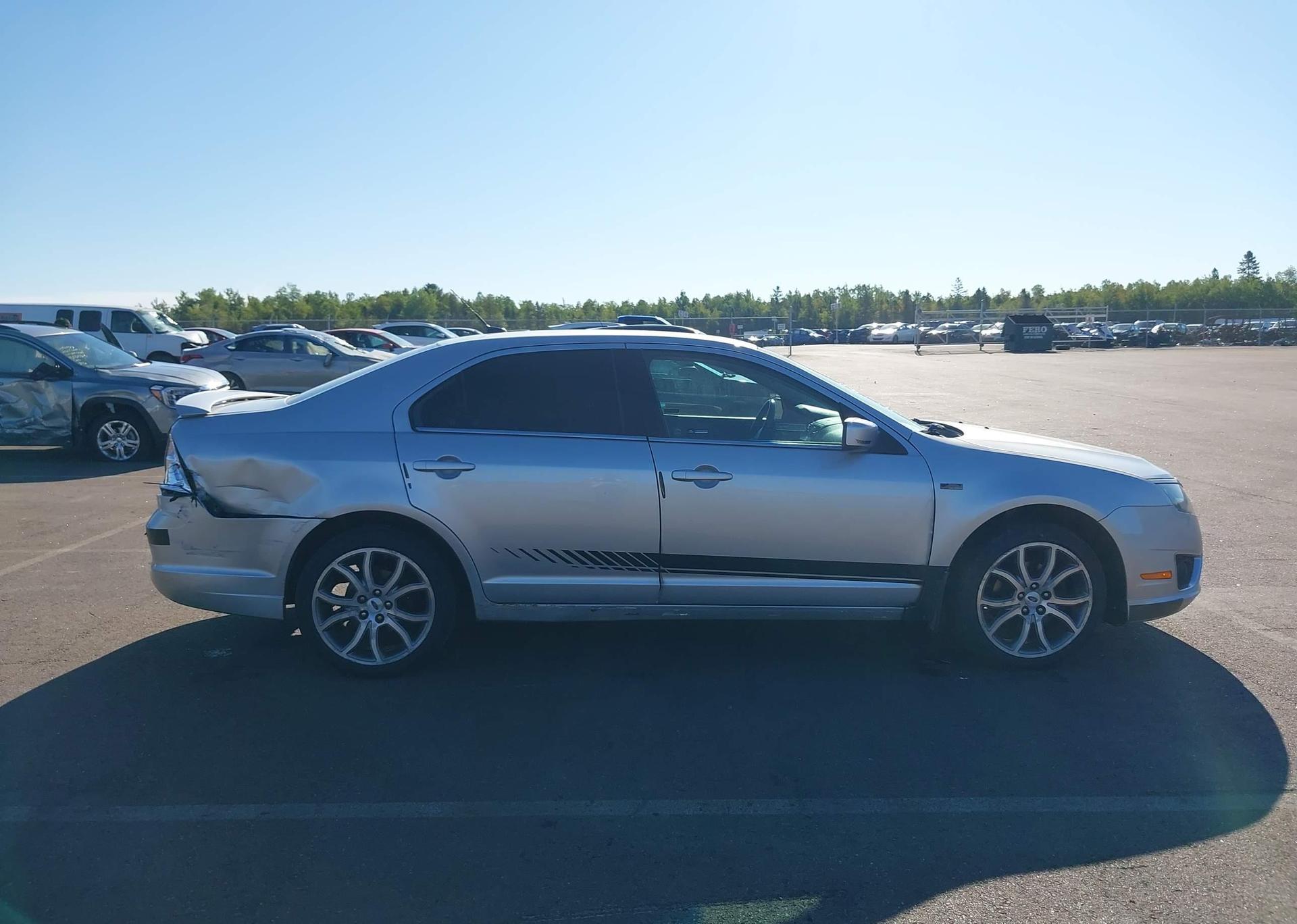 2011 FORD FUSION SE