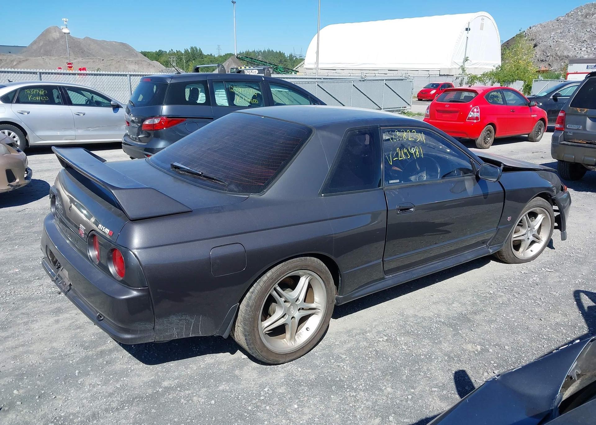 1992 NISSAN SKYLINE