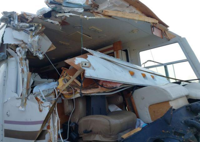 2000 WORKHORSE CUSTOM CHASSIS MOTORHOME CHASSIS P3500