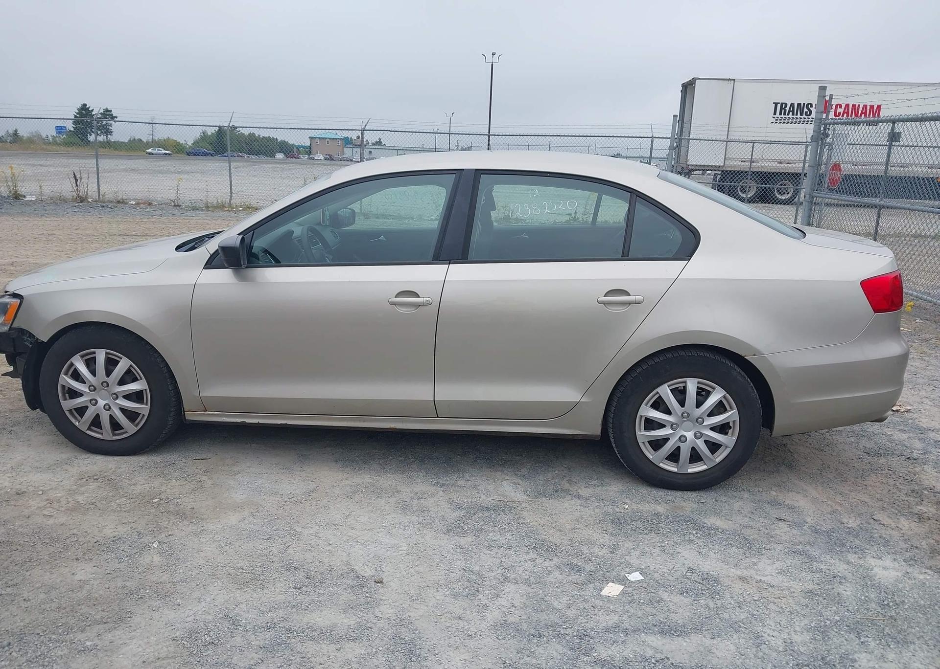 2012 VOLKSWAGEN JETTA SEDAN