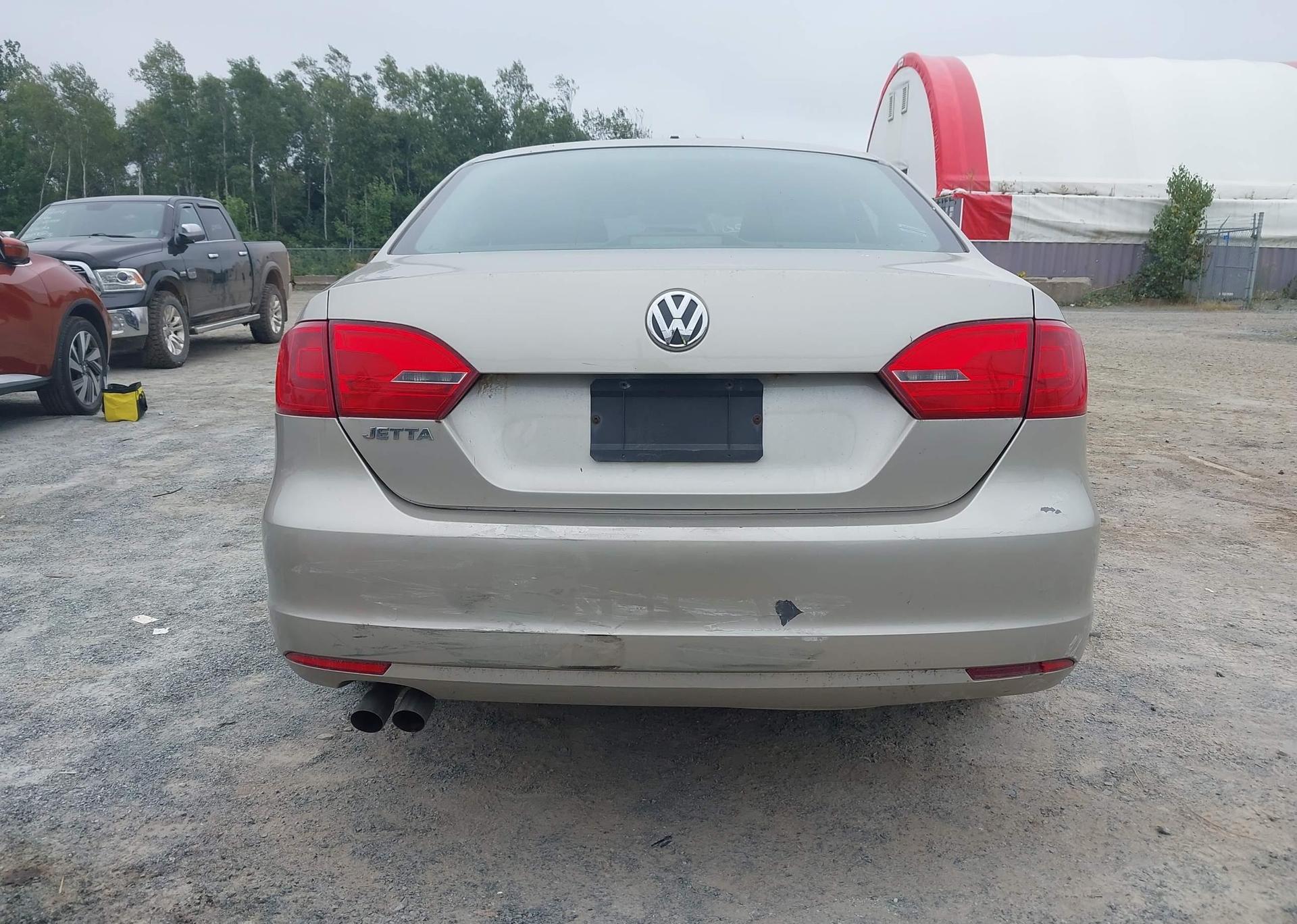 2012 VOLKSWAGEN JETTA SEDAN