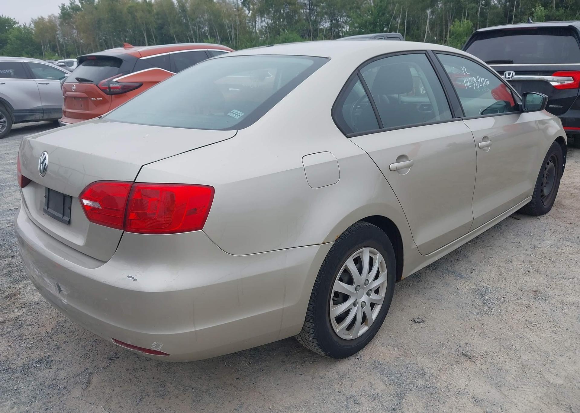 2012 VOLKSWAGEN JETTA SEDAN