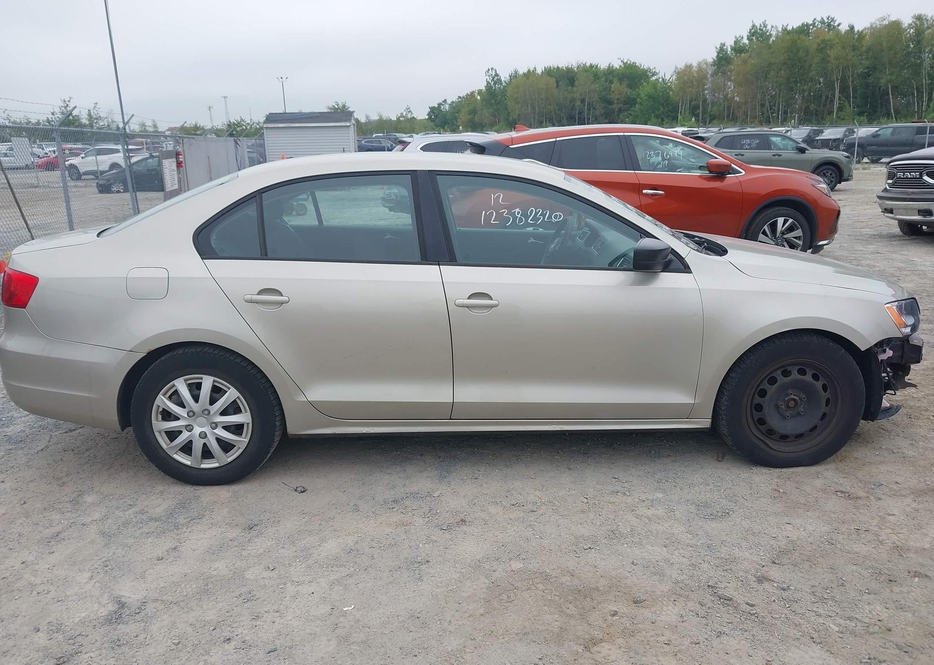 2012 VOLKSWAGEN JETTA SEDAN