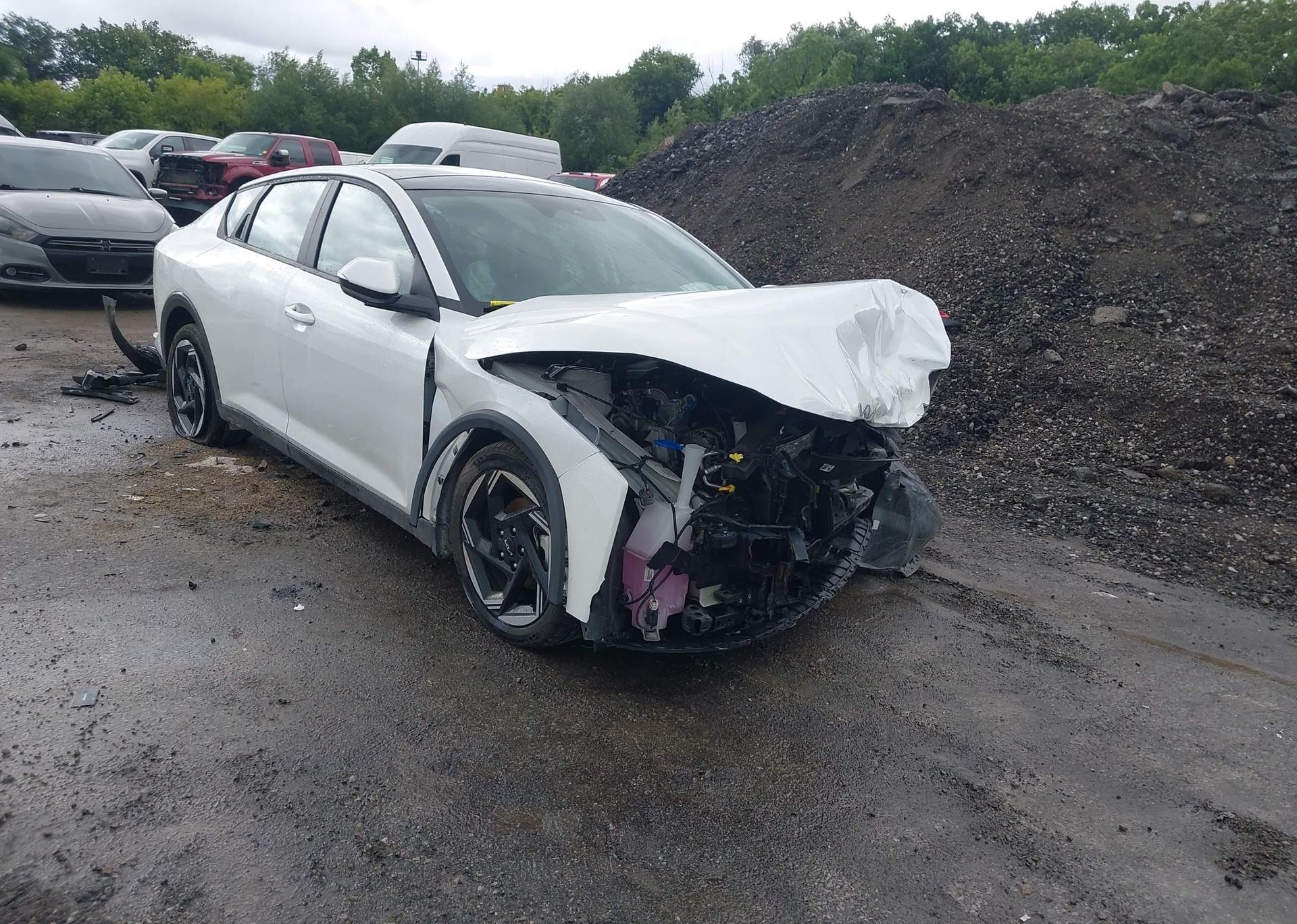 2025 KIA K4 EX