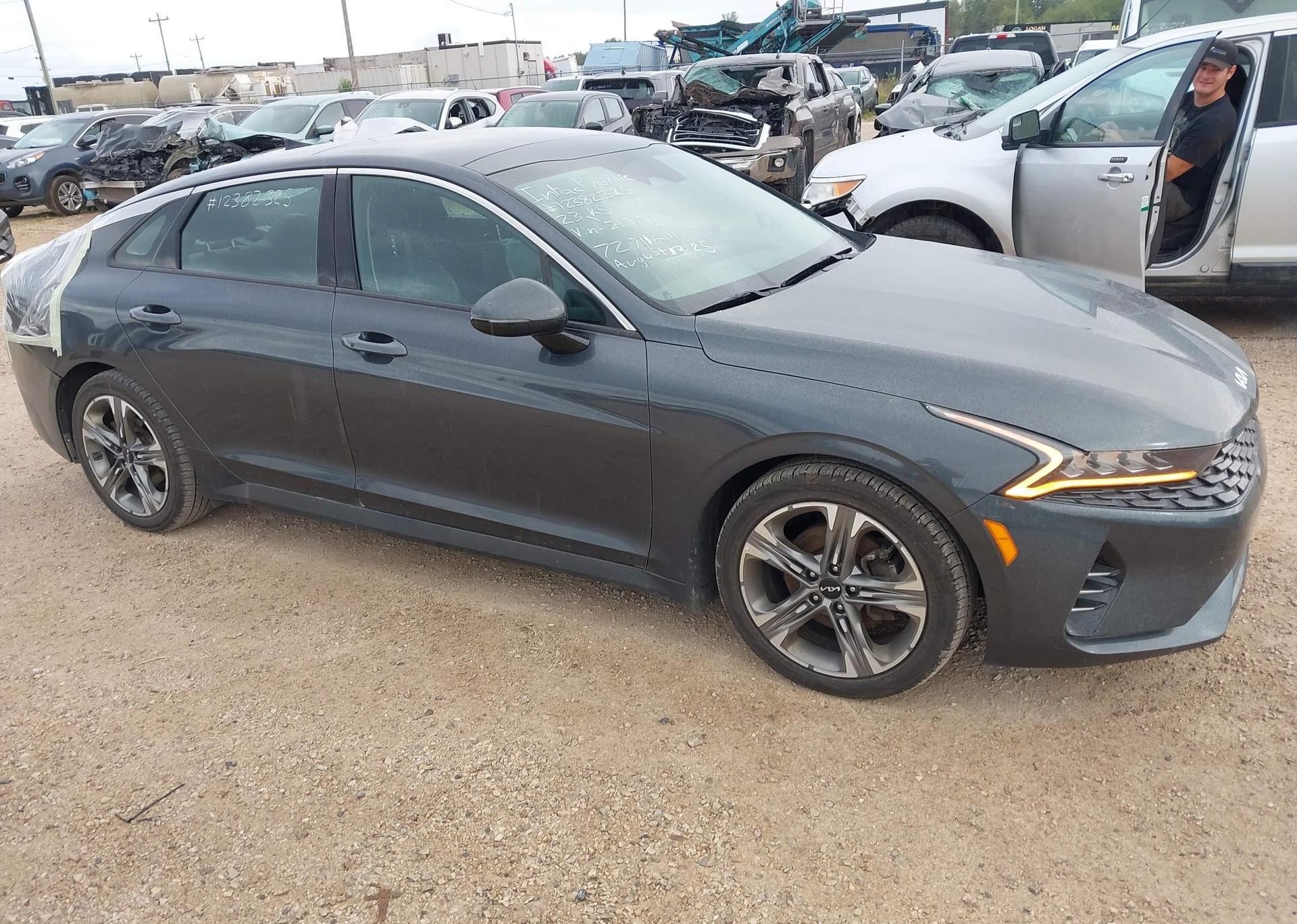 2023 KIA K5 EX