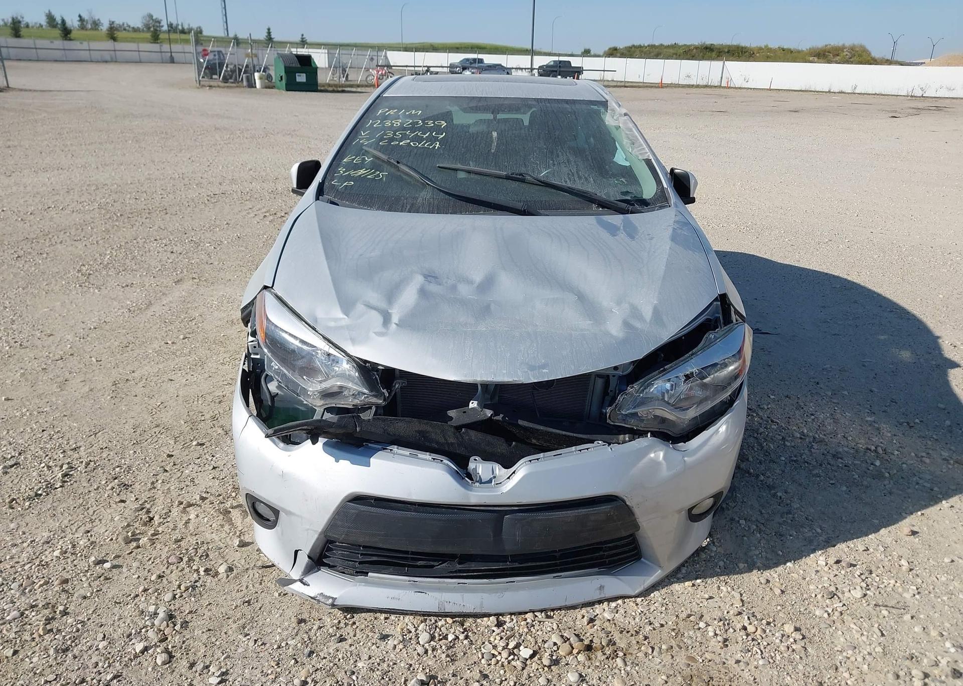 2014 TOYOTA COROLLA LE