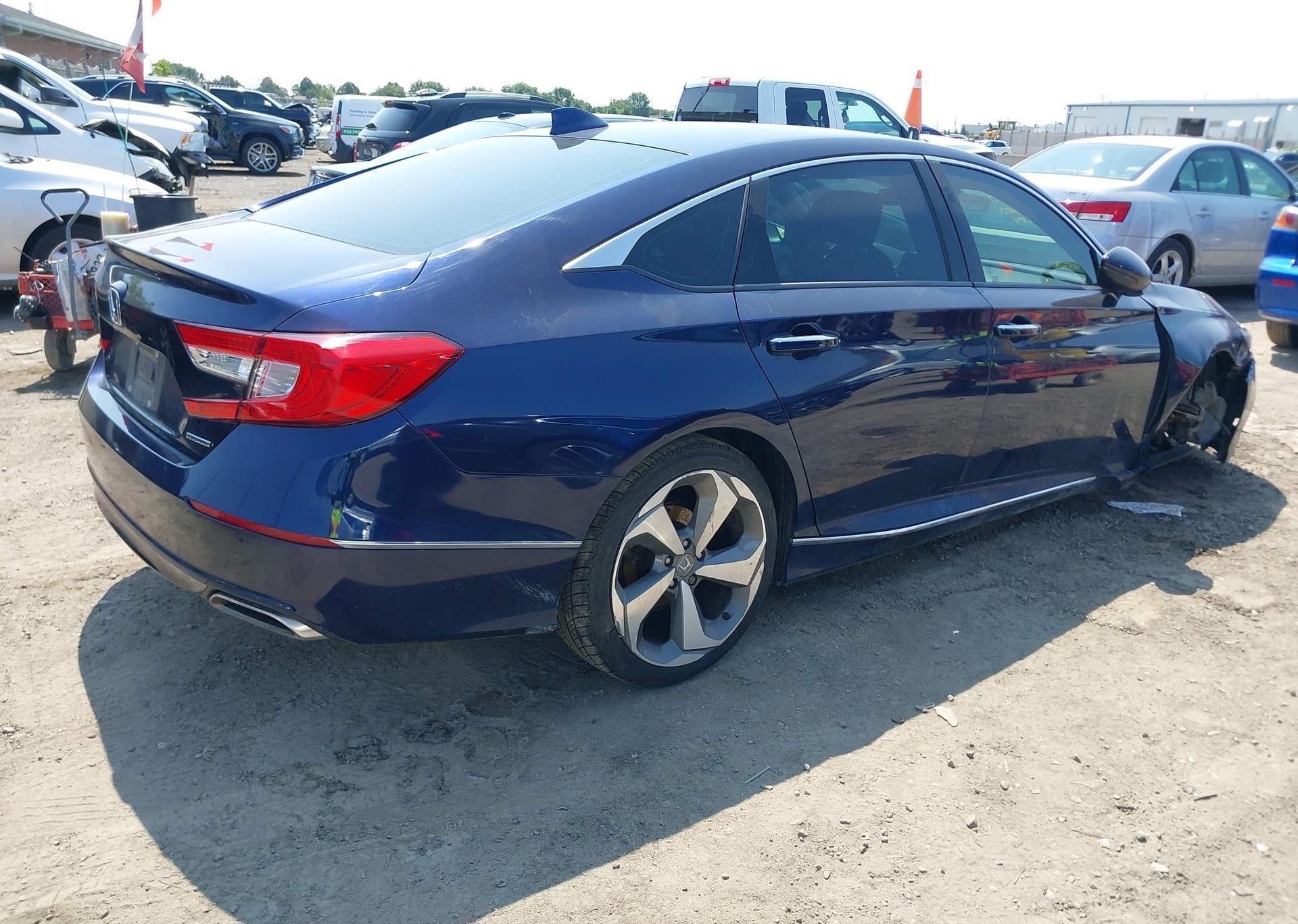 2020 HONDA ACCORD TOURING