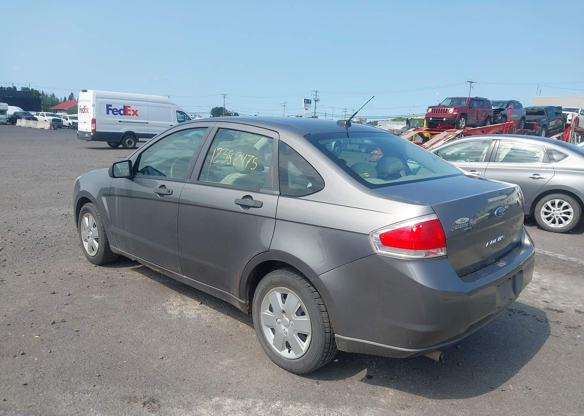 2010 FORD FOCUS S