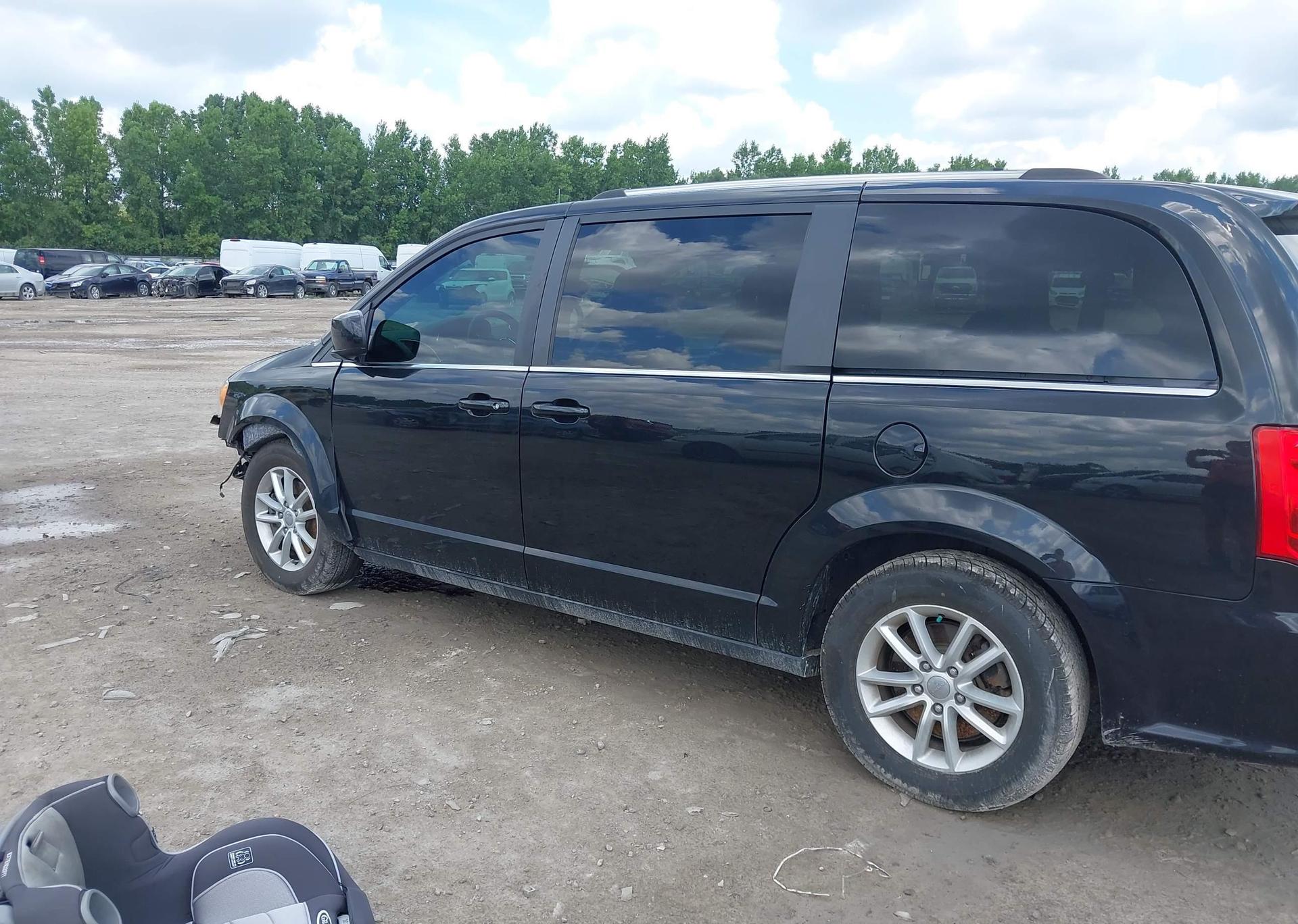 2020 DODGE GRAND CARAVAN SXT