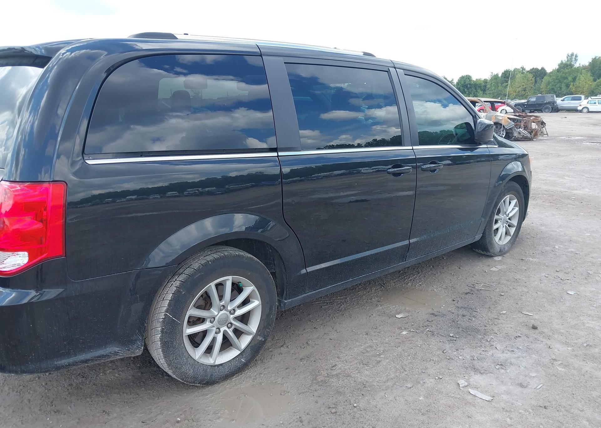 2020 DODGE GRAND CARAVAN SXT