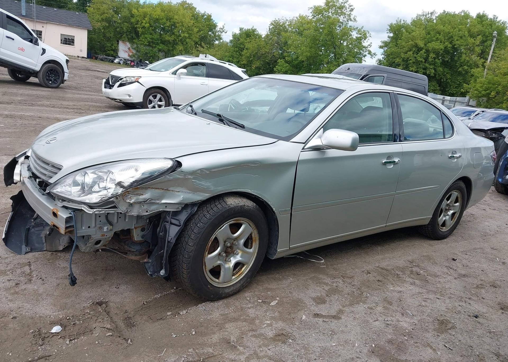2004 LEXUS ES 330