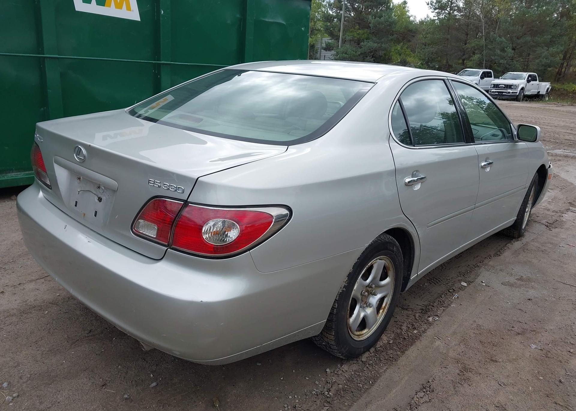 2004 LEXUS ES 330