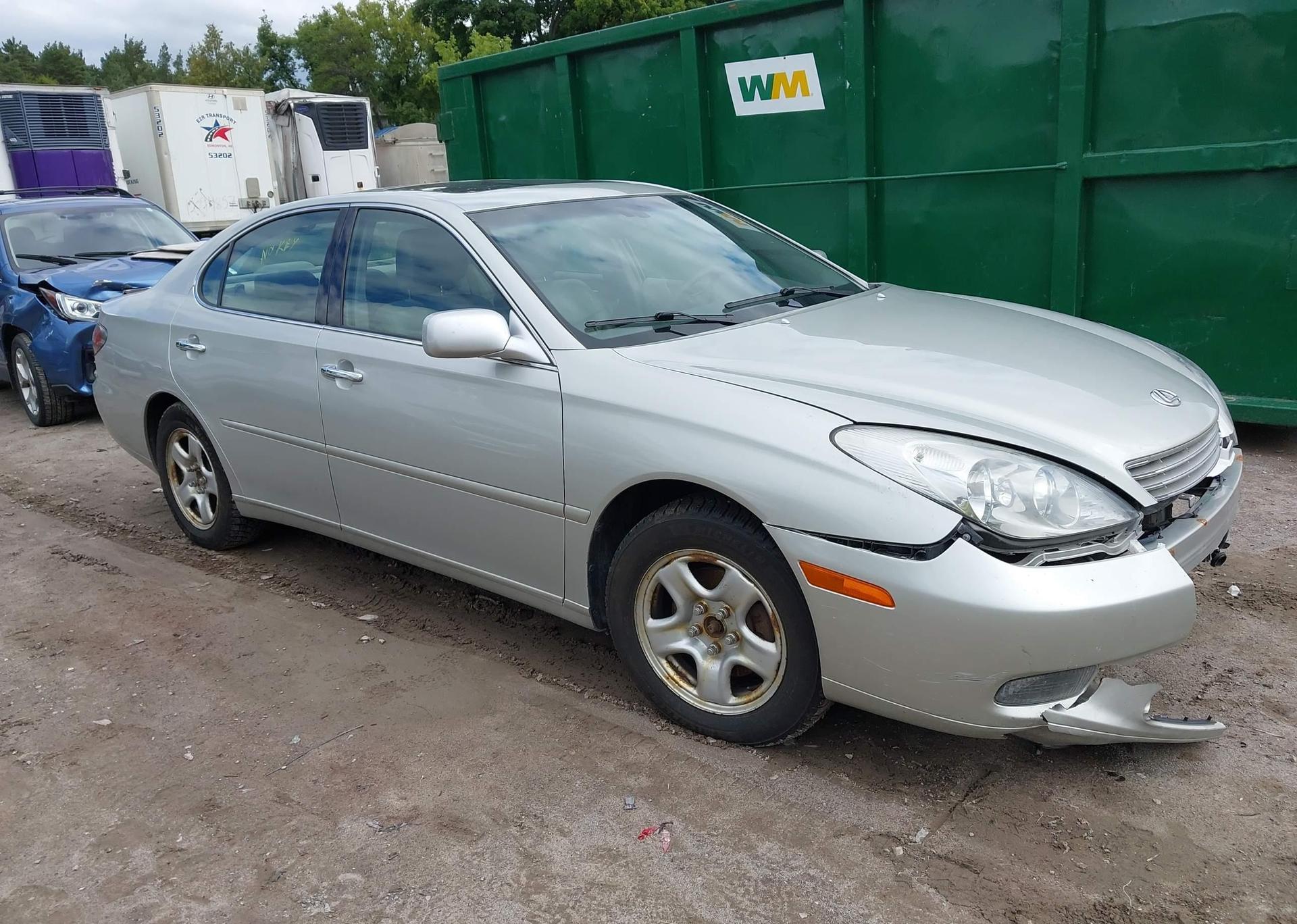 2004 LEXUS ES 330