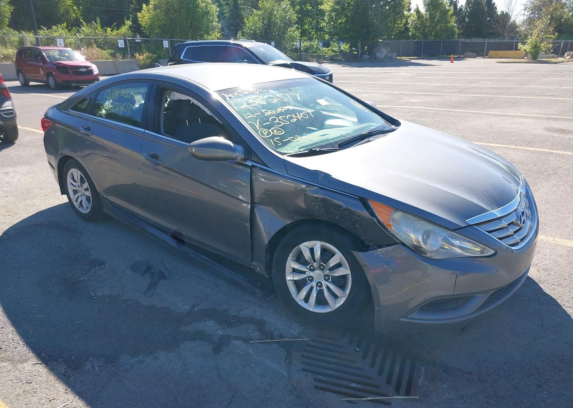 2012 HYUNDAI SONATA